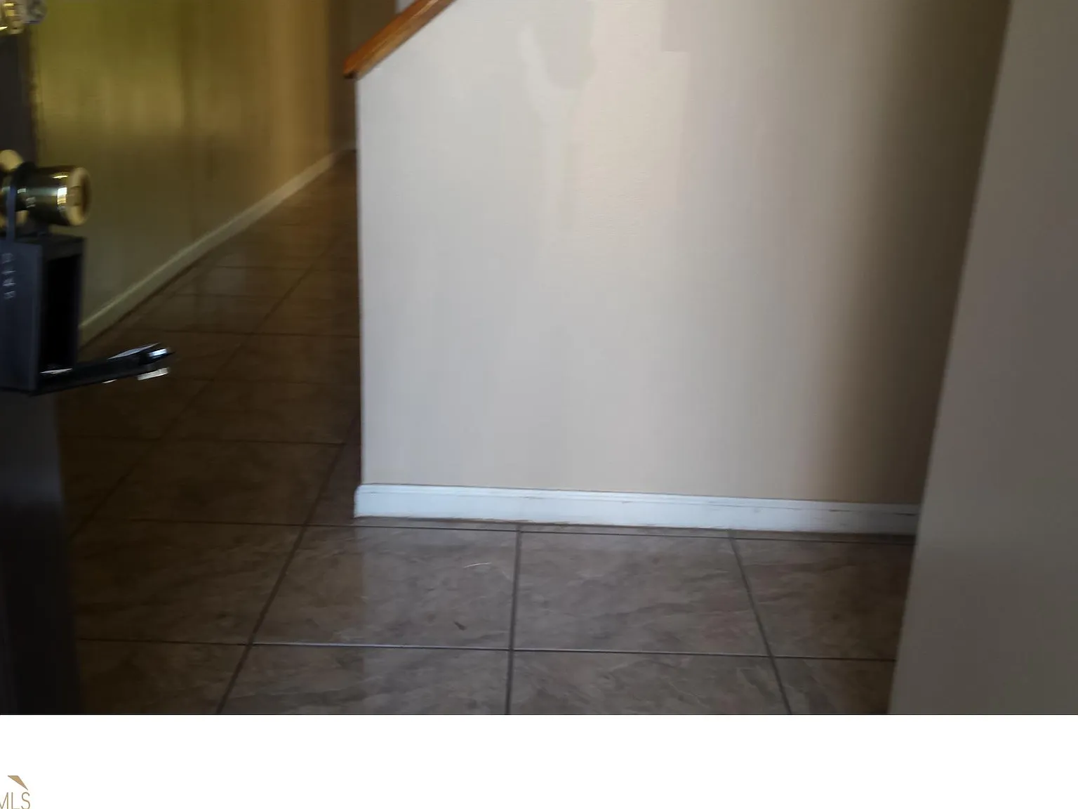 3 bed, 3.0 bath, 1413 sqft, $1,195 — Photo 3