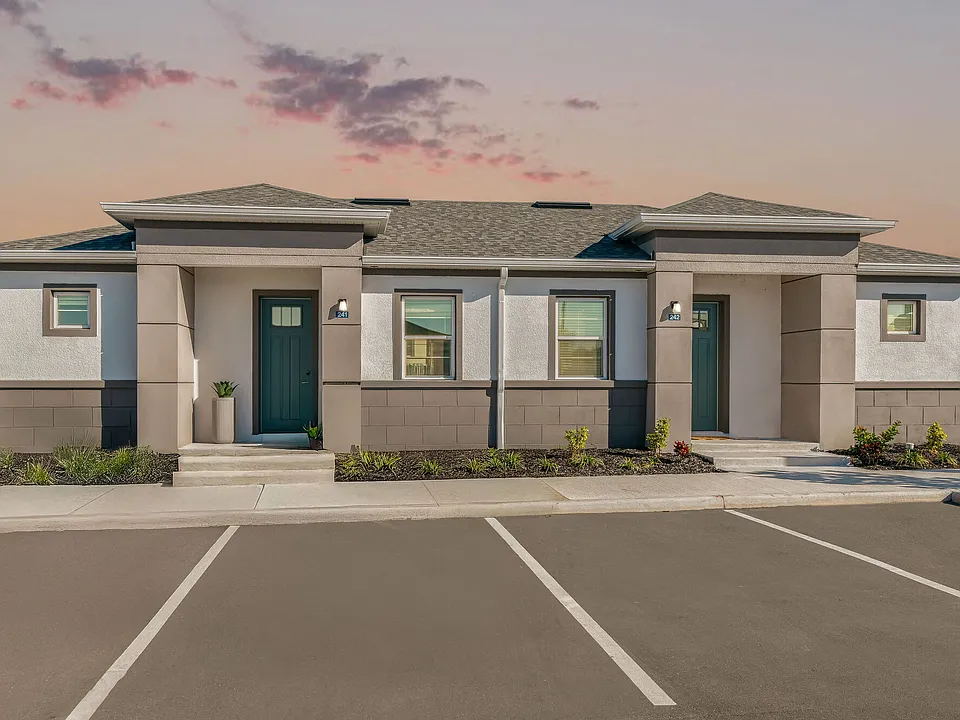 Yardly Ellenton apartments community photo