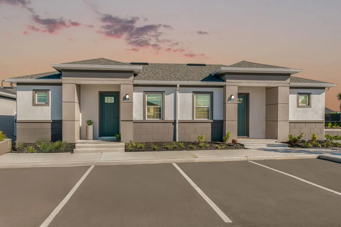 Yardly Ellenton apartments community photo