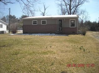 738 Friendly Rd, Eden, NC 27288