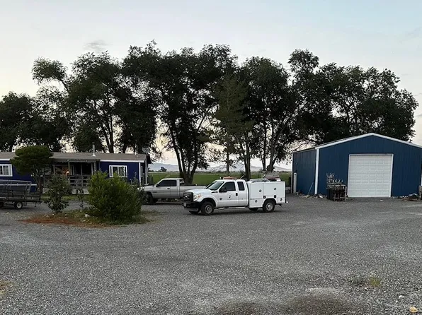 4975 Upper Valley Rd, Lovelock, NV 89419