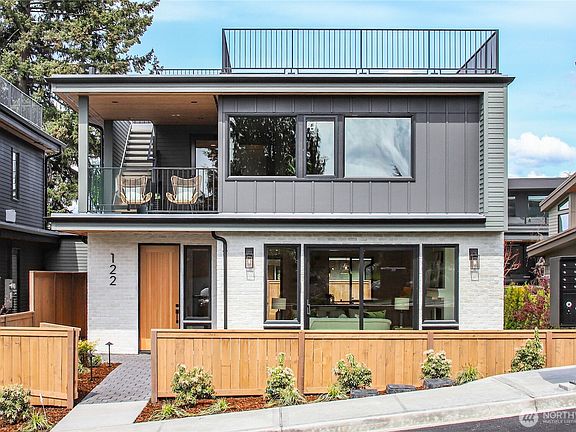 2nd image of 122 15th Avenue