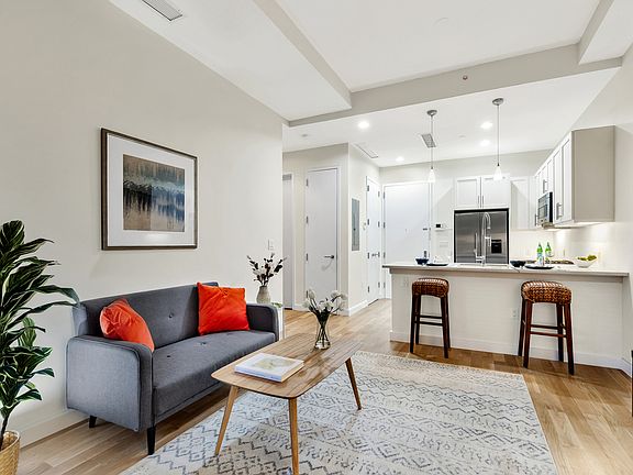 3rd image of 538 Union Ave APT 1A