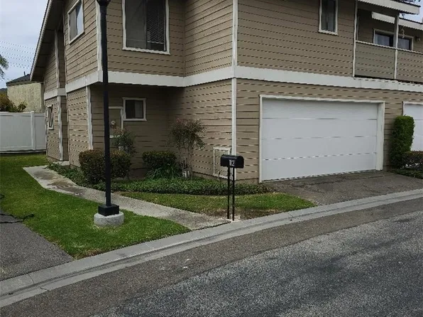 1121 Sandi Ln, Costa Mesa, CA 92627