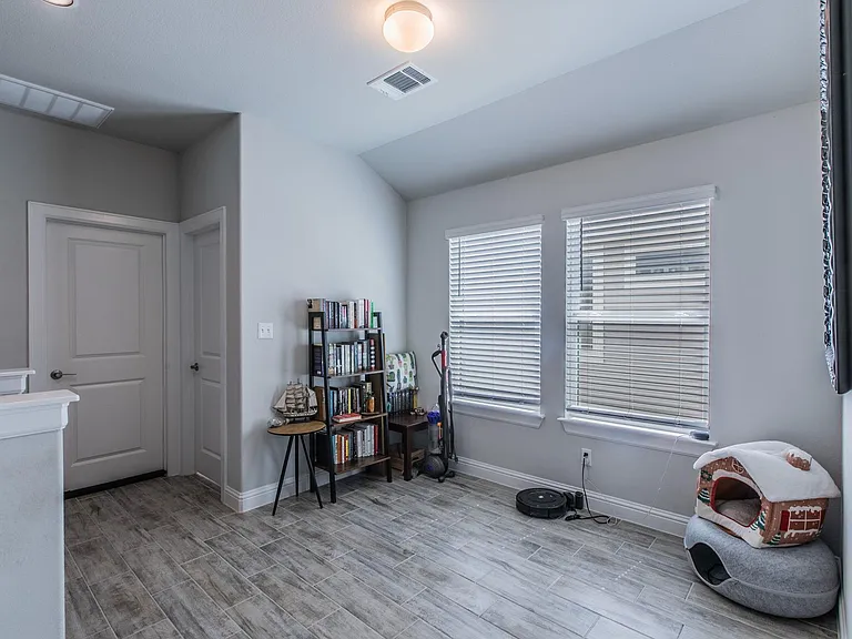 173 Riverhill Dr — Photo 17