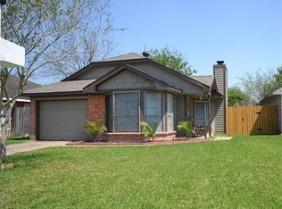 4733 Redbud Dr, Rosenberg, TX 77471