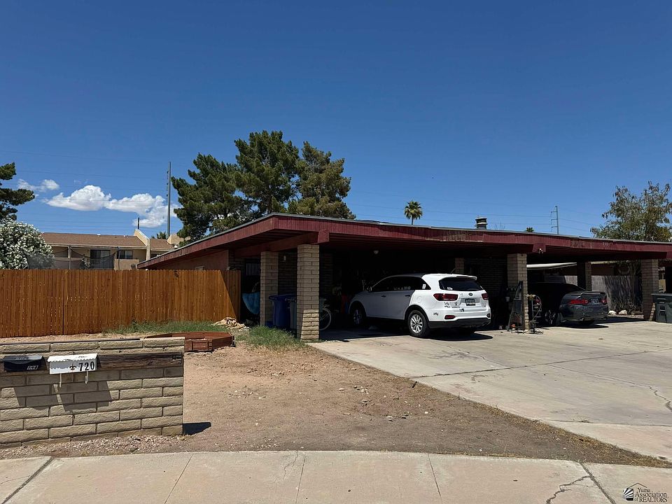 2nd image of 728/730 E 24th Pl