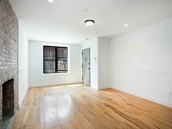 4th image of 113 W 130th St #G