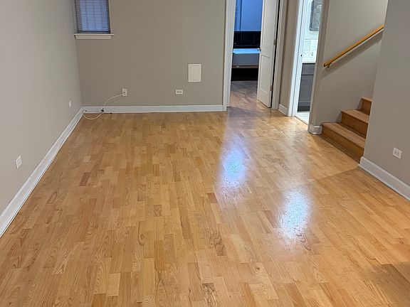 living room / dining combo