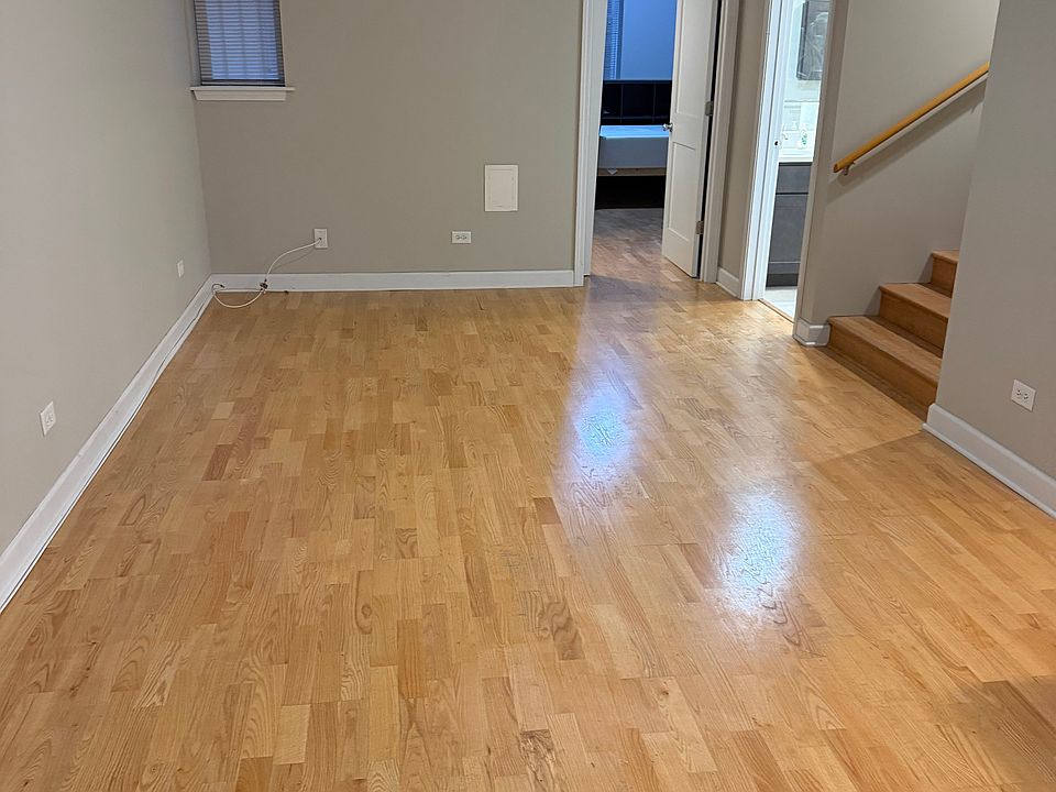 living room / dining combo
