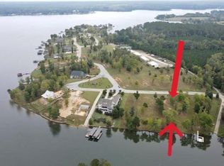 242 Gardenia Dr, Ninety Six, SC 29666