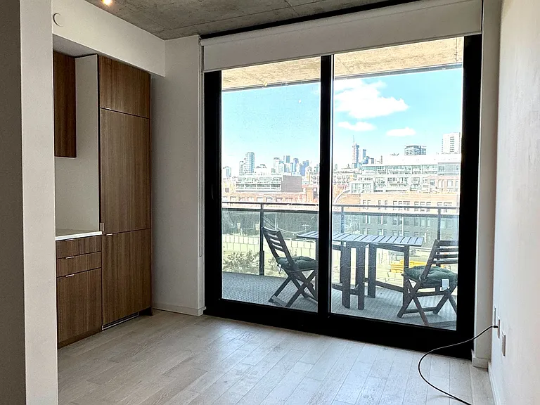 21 Lawren Harris Sq #510 — Photo 8