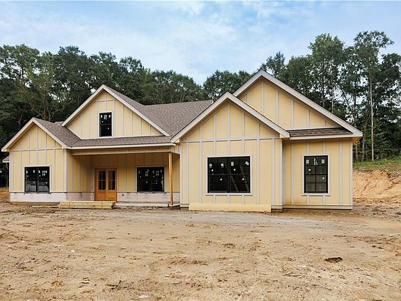 2nd image of 2187 Lee Road 281