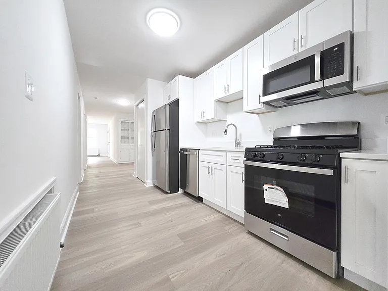 4526 Avondale St #1 — Photo 28