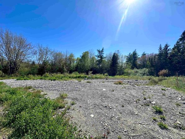 3583 State Highway 3 E, Green Harbour, NS B0T 1L0