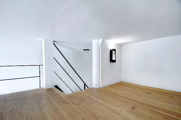 Rented by Urbane Brokerage | media 15