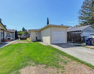 1956 Grand Ave, Sacramento, CA, 95838