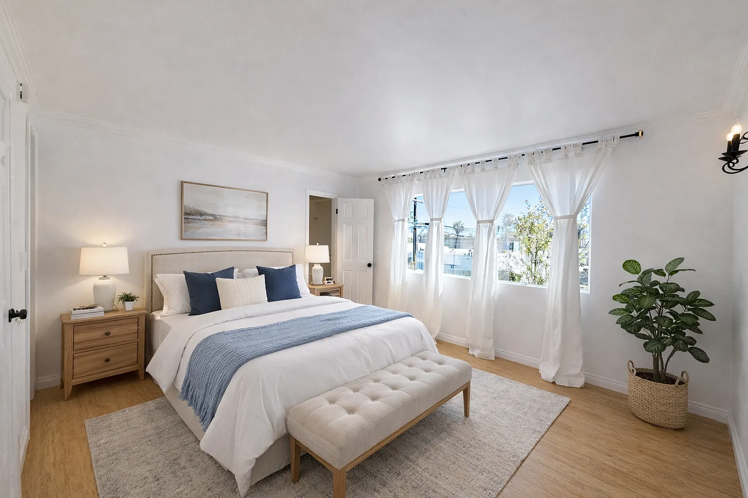 2 bed, 2.5 bath, 1800 sqft, $6,000 — Photo 3