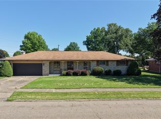 333 Hilan Ave SW, New Philadelphia, OH 44663