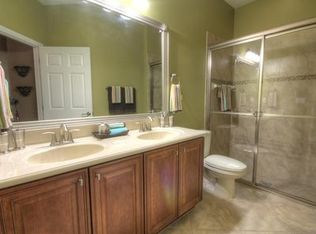 10714 Ivanhoe Ln, Wellington, FL 33414