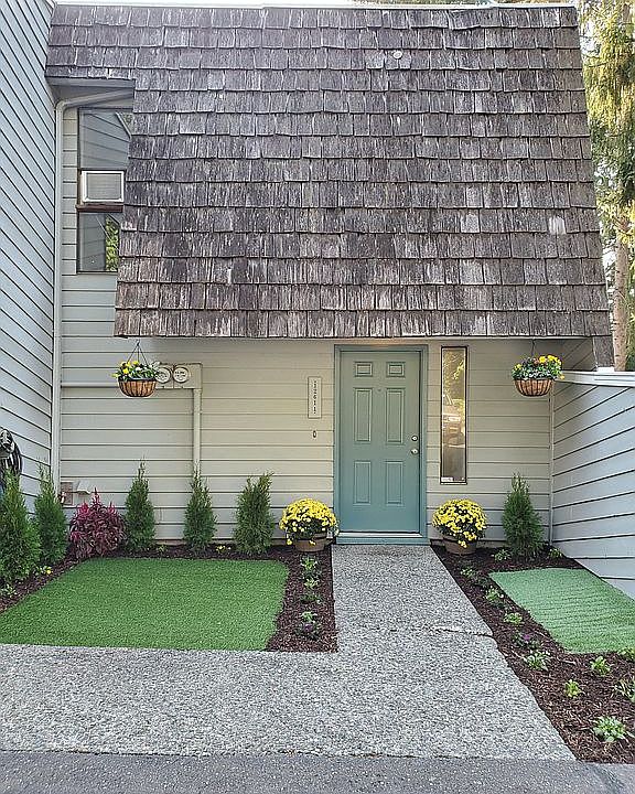 1st image of 12611 SE 42nd St
