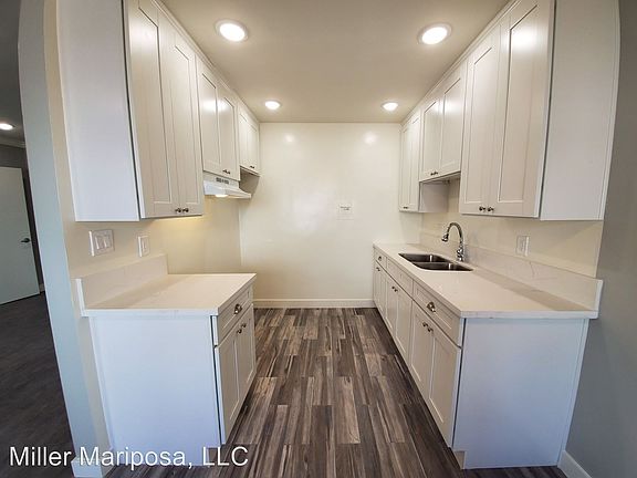 2nd image of 321 S Mariposa Ave APT 03