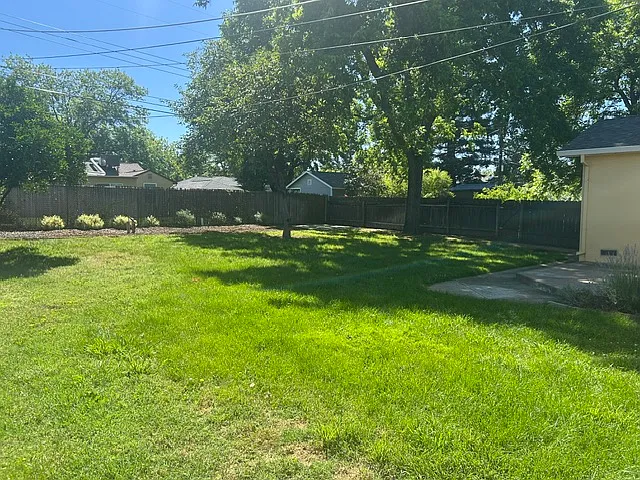 2844 Ione St — Photo 21