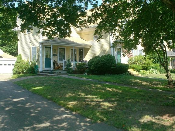 2nd image of 13 Sheridan St