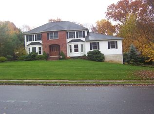 4 Tanglewood Pl, Monroe, NJ