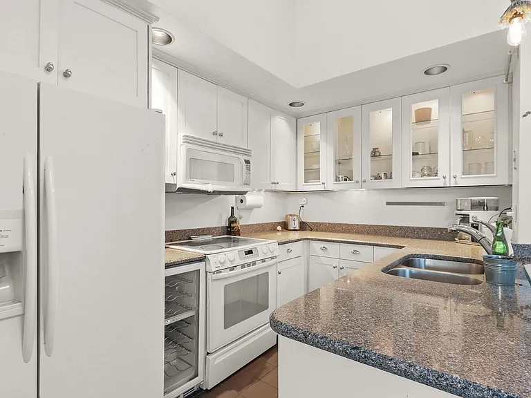 73 Worcester St #5 — Photo 8