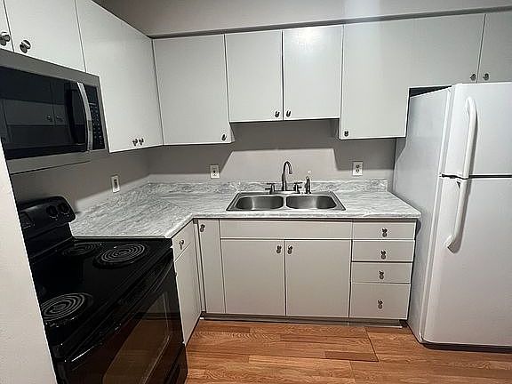 4th image of 3618 Ohio Ave