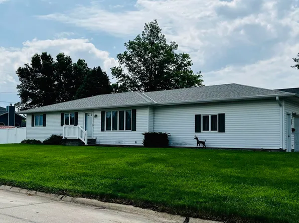 143 W Walnut St, Albion, NE 68620