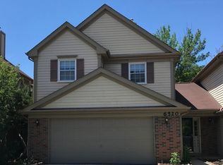 6520 Kensington Pl, Downers Grove, IL 60516