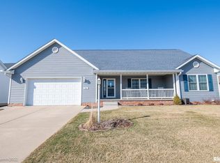 626 Simon St, Washington, IL 61571