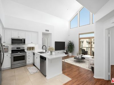13044 Pacific Promenade APT 410, Playa Vista, CA, 90094