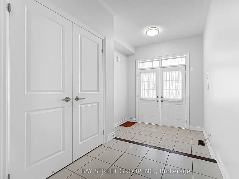 60 Mohandas Dr — Photo 4