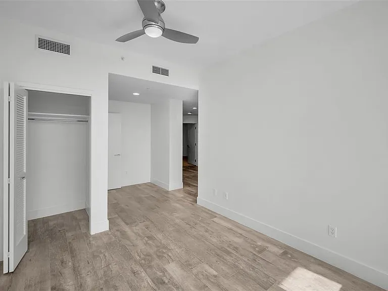175 1st St S #2604 — Photo 20