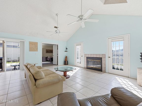 5th image of 103 OCEAN HOLLOW Lane