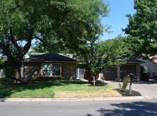 1607 Greyson Dr, Round Rock, TX 78664