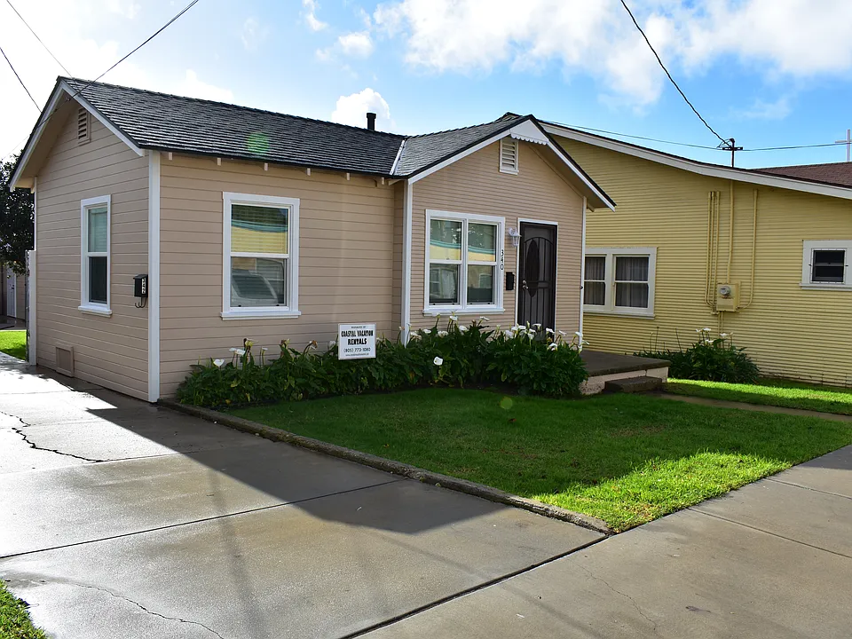 340 Hollister Ave