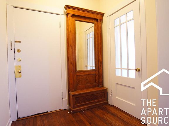 4th image of 3453 W Schubert Ave #3E
