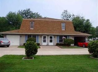 1406 Root Rd, Lorain, OH 44052