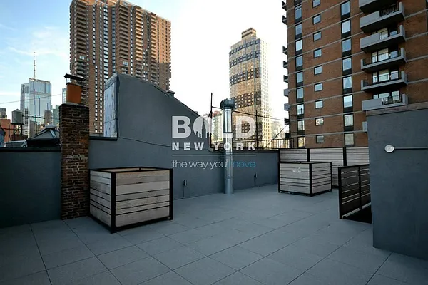 Rented by Bold New York | media 6