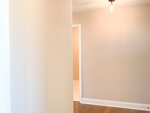 4th image of 627 McIntyre St #Lrsir0