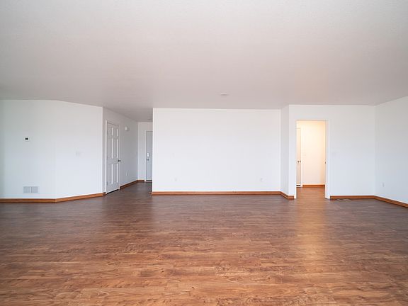2nd image of 1102 Witbeck Dr