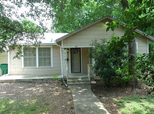 1202 Fairground St, Taylor, TX 76574