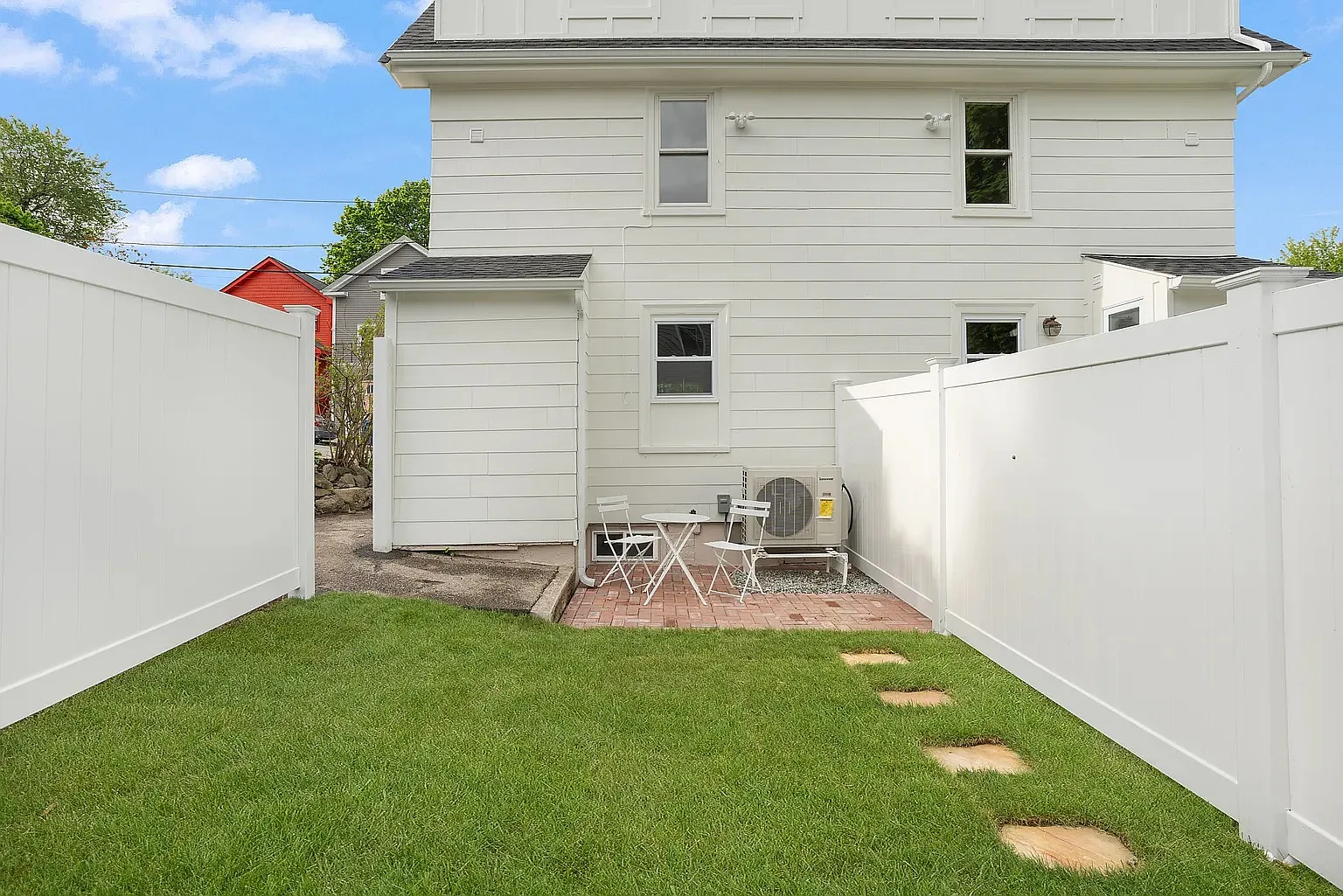54 Grand View Street - 54 — Photo 2
