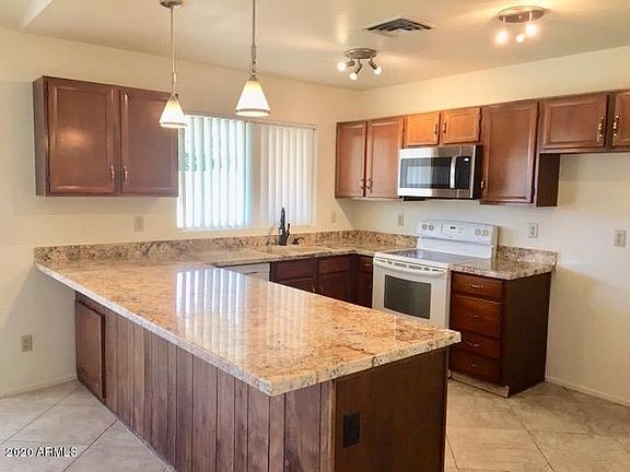 4th image of 6409 W Altadena Ave
