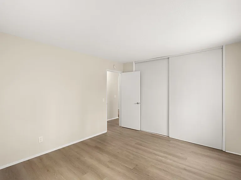 Applewood Apartments — Photo 85
