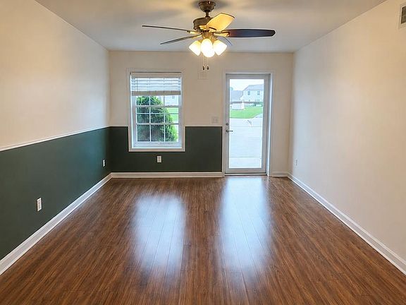 4th image of 309 Pelham Ct